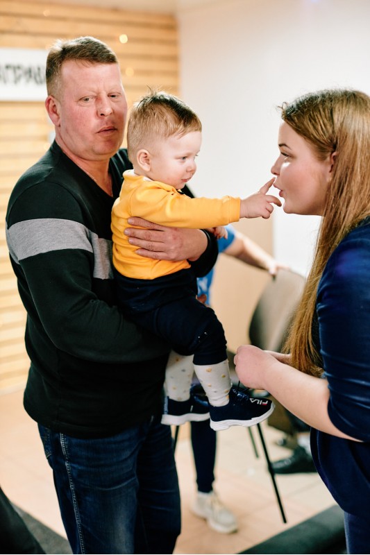 Антикафе Гараж Калинковичи и семейный детский фотограф Мозырь 150221 фото 15