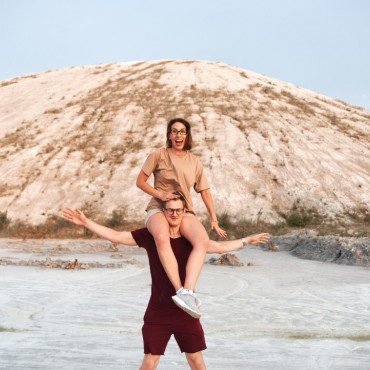 Фотограф в Гомеле и горы возле химзавода для фотосессии