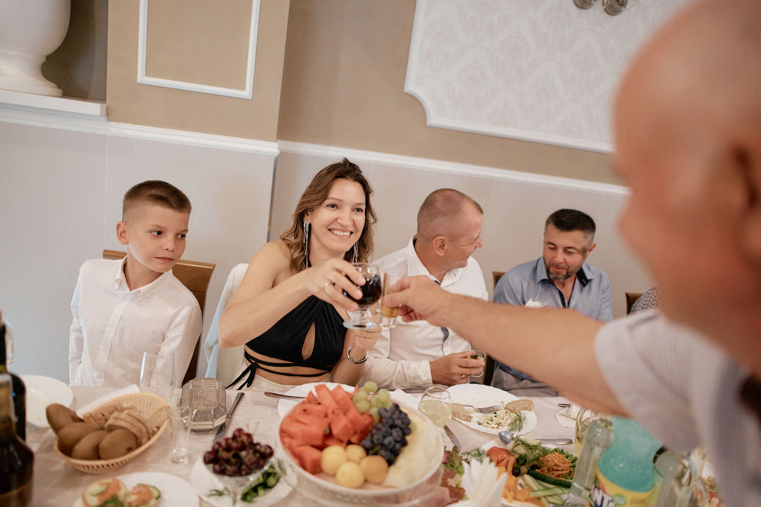 Свадебный фотограф Мозырь в ресторане Припять Калинковичи 220722 фото 37