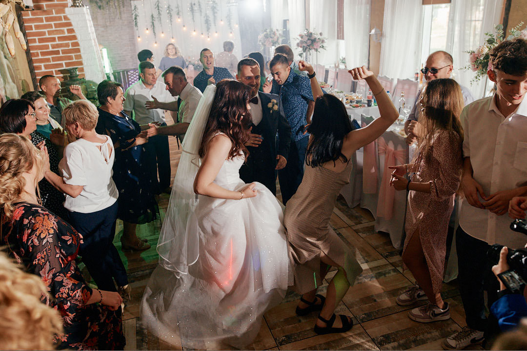 Свадебный фотограф Хойники в ресторане кафе Хуторок 060822 фото 28