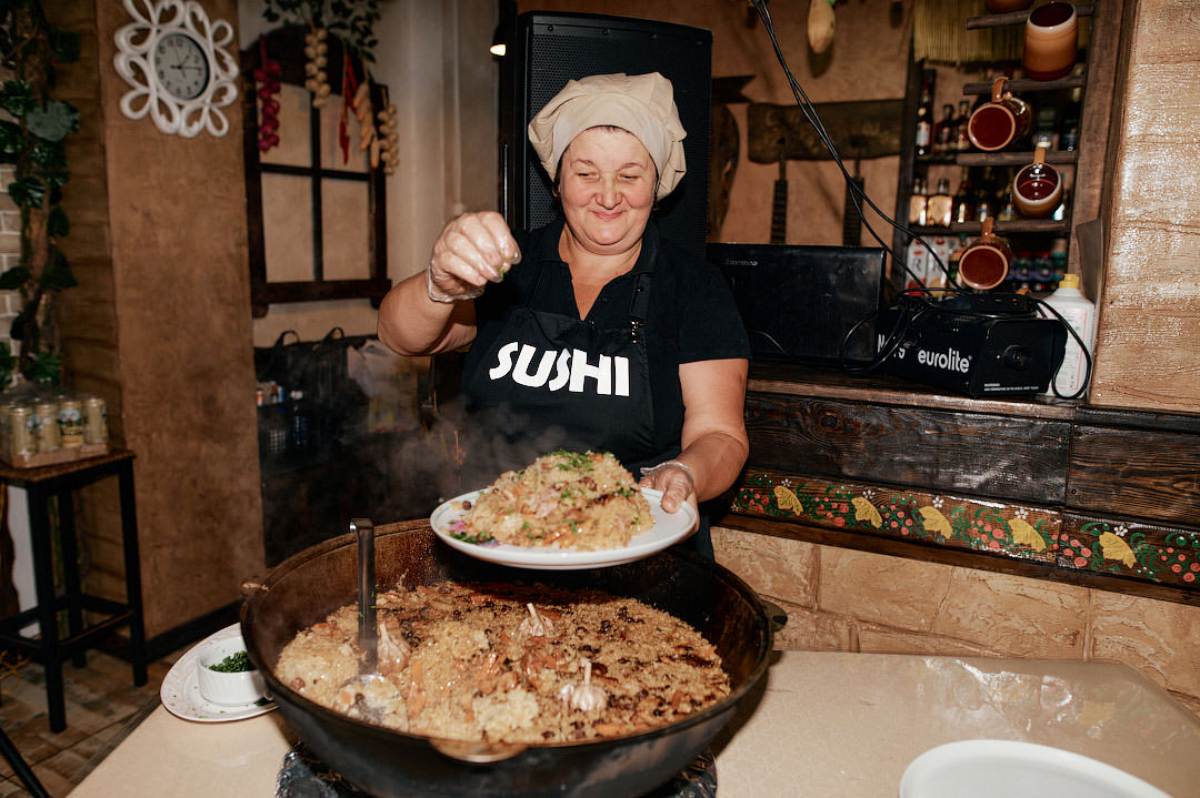 Свадебный фотограф Хойники в ресторане кафе Хуторок 060822 фото 34