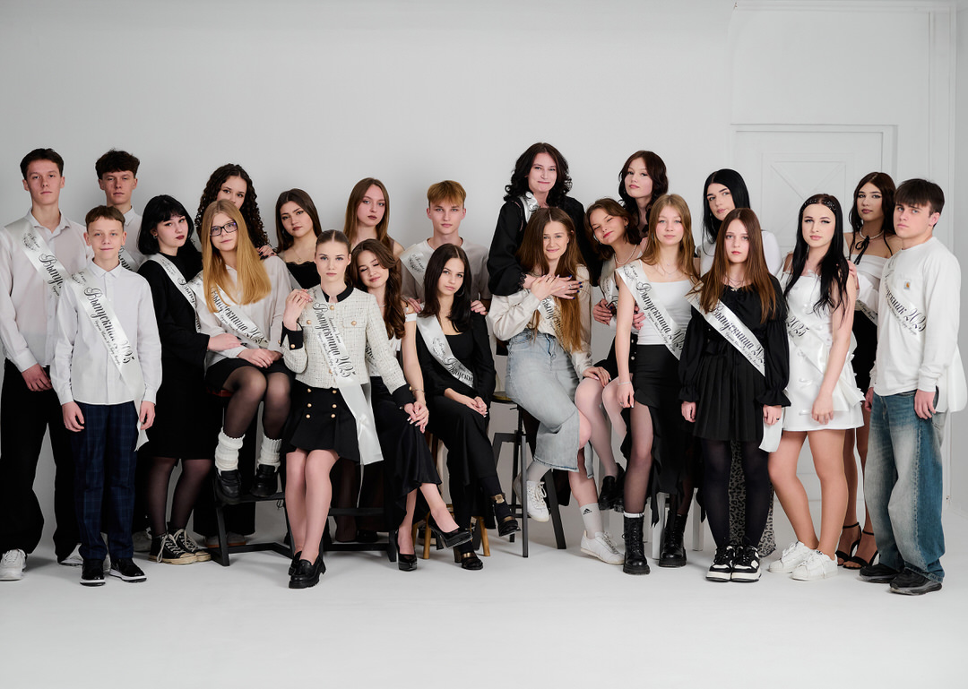 Фотограф на выпускной вечер и альбом 11 класс Мозырь Калинковичи фото 176